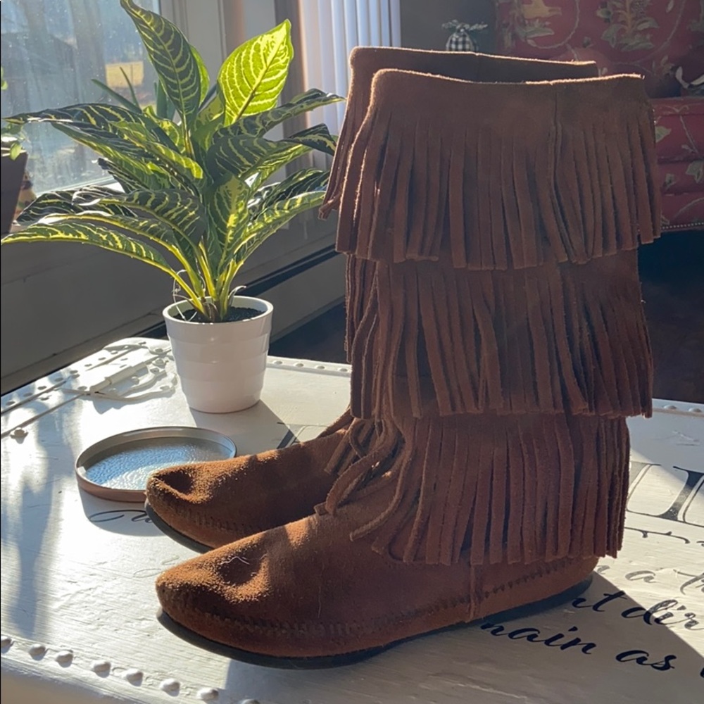 Minnetonka 3 Layer Boot - image 2